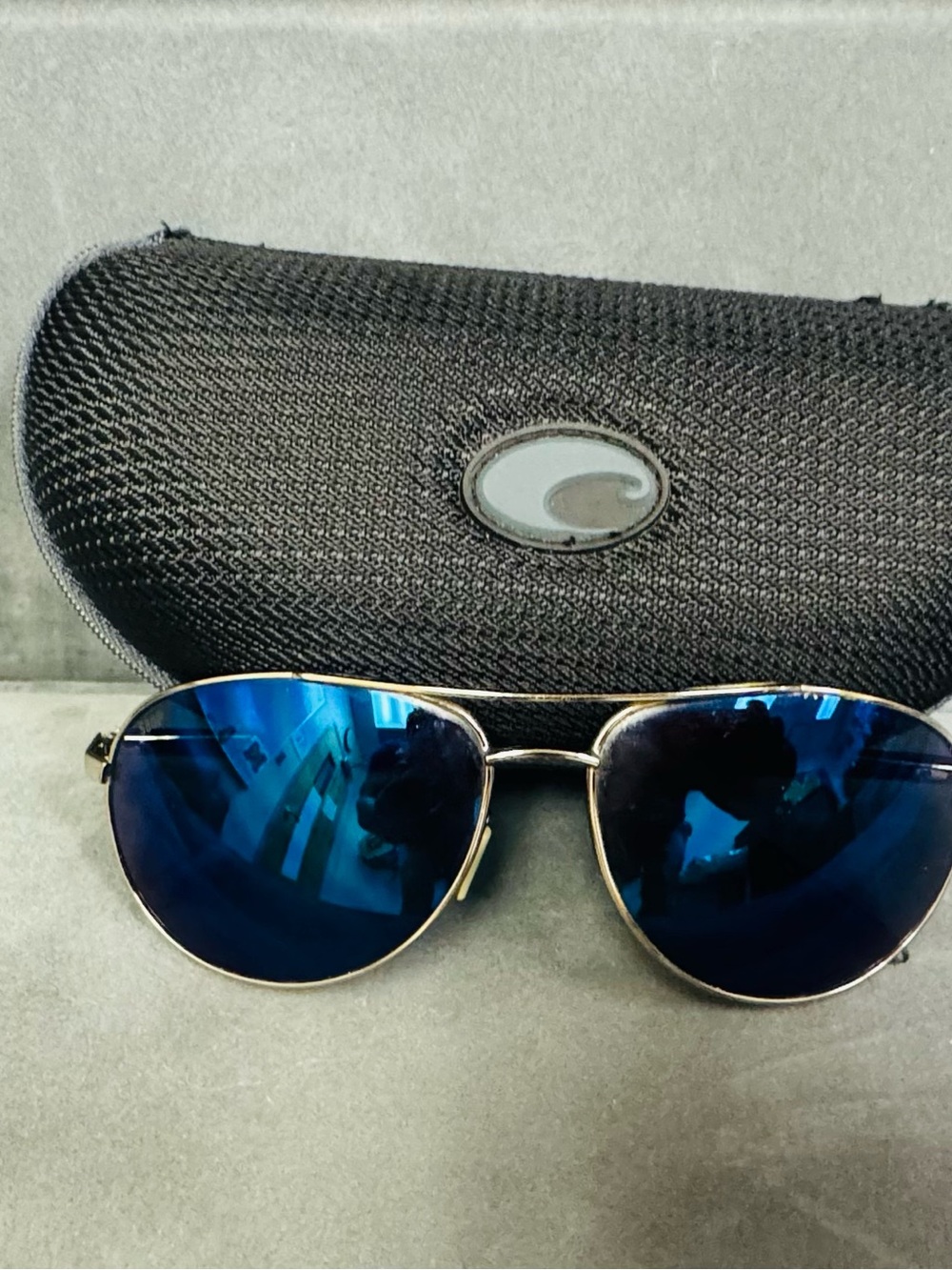 Costa Wingman Sunglasses with Polarized Blue Mirrored Lenses - No Scratches